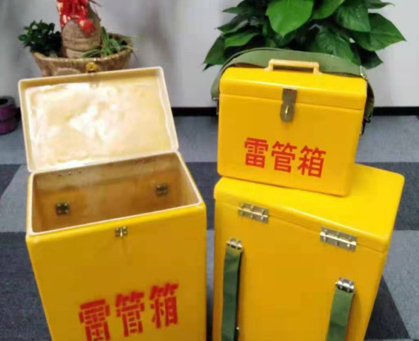 镇远玻璃钢雷管箱有哪些特点